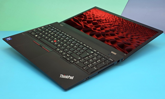 Laptop Lenovo ThinkPad T15 G2 i7 MX450 - zdjęcie produktu